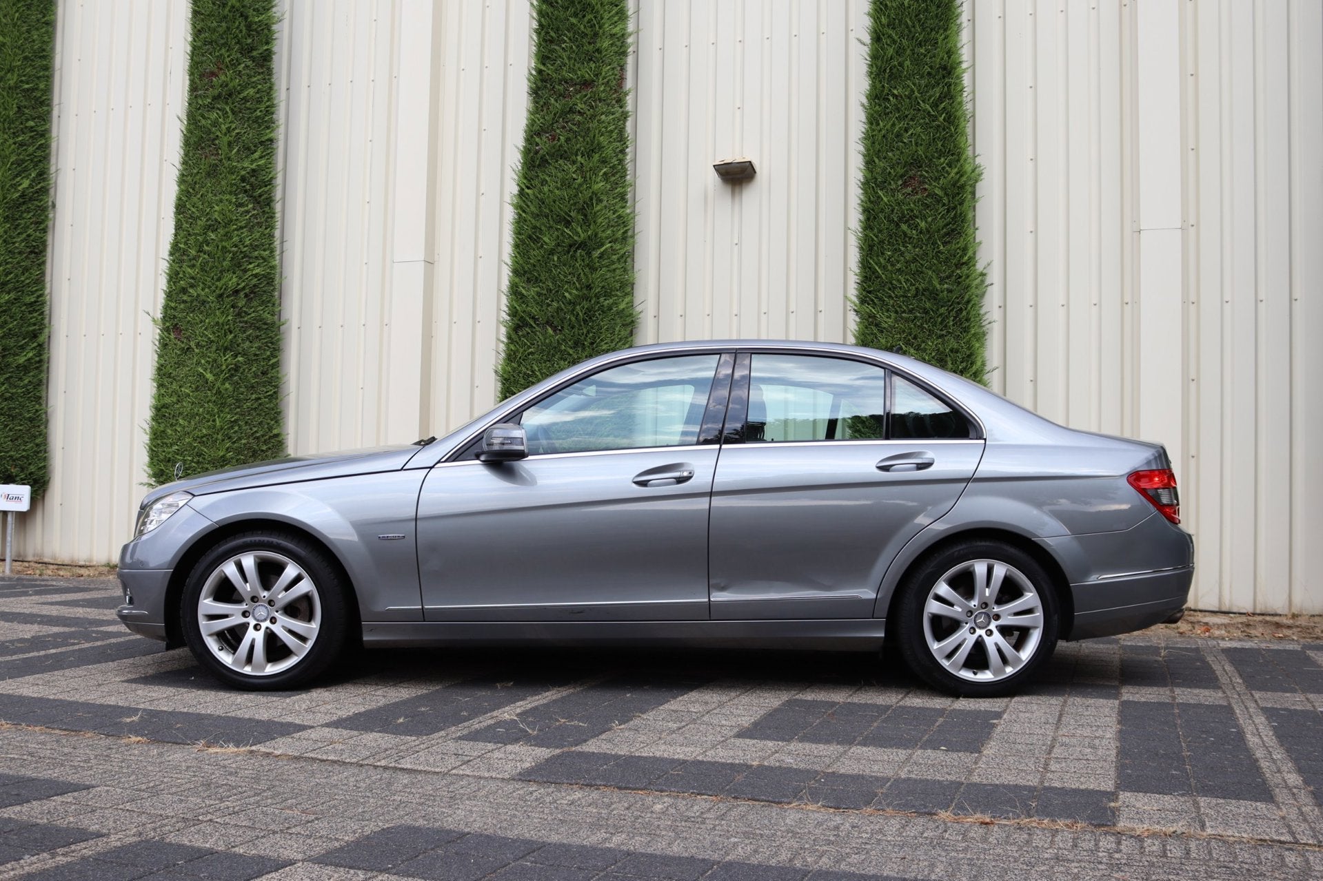 Mercedes-Benz C-klasse 180 CGI BlueEFFICIENCY Business Editi, Automaat, Achterwielaandrijving, Sedan, 1395 kg