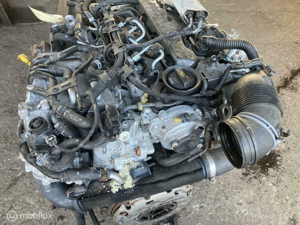 Dieselmotor crv Volkswagen Passat B8 ('14-'21), Gebruikt, Volkswagen, Ophalen of Verzenden, Volkswagen