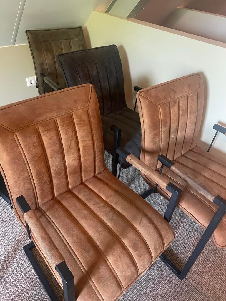 Set van 4 moderne eetkamerstoelen met armleuningen, Ophalen, Gebruikt, Bruin, Vier