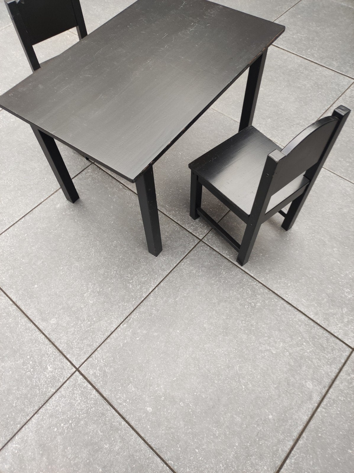 Kindertafeltje met 2 stoeltjes, Ophalen, Gebruikt, Tafel(s) en Stoel(en)