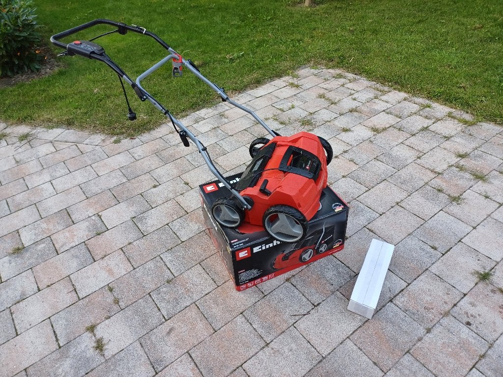 Einhell GE-SA 1640 Elektrische Verticuteerder en Beluchter, Tuin en Terras, Verticuteermachines, Ophalen, Gebruikt, Elektrisch