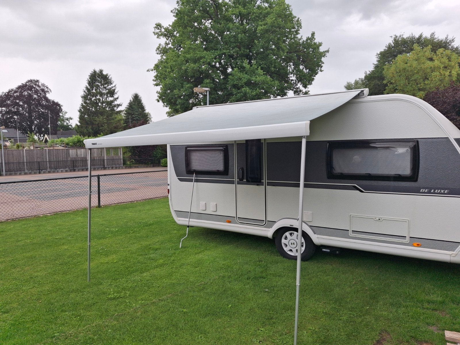 Thule Omnistor 6300 cassetteluifel 3 meter, Ophalen, Zo goed als nieuw