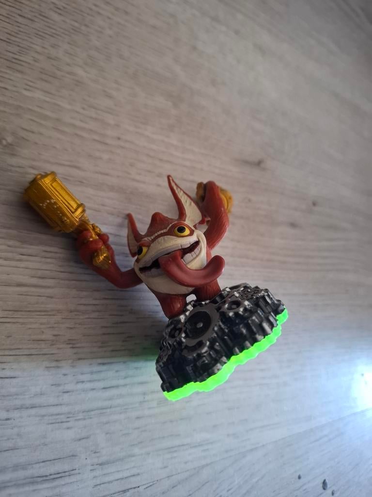 Skylanders Figuur: trigger happy, Ophalen of Verzenden, Gebruikt