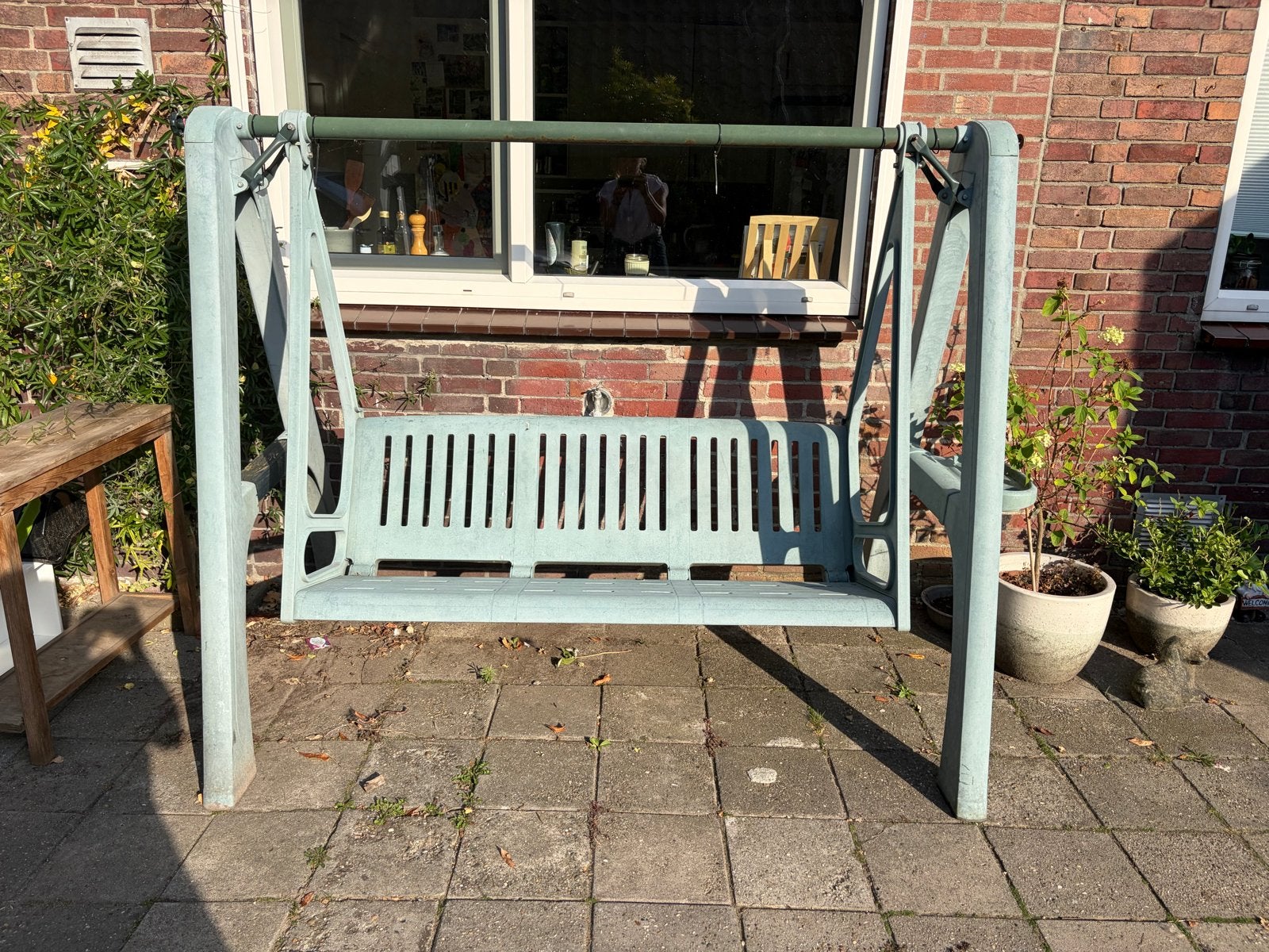 Robuuste schommelbank voor buiten, Ophalen of Verzenden, Gebruikt, Kunststof, Schommelbank