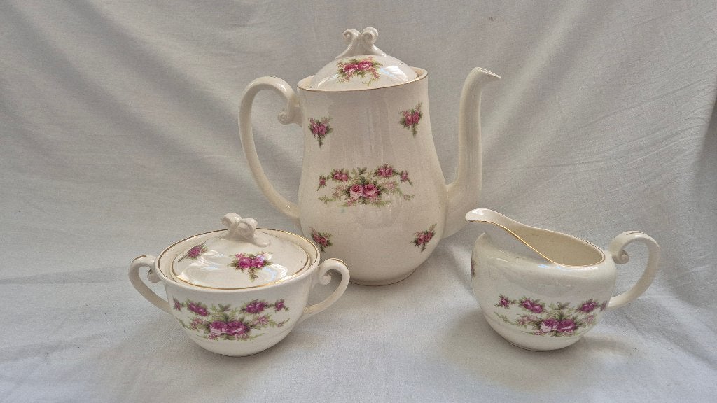 Petrus Regout Boudewijn koffieservies, Ophalen of Verzenden