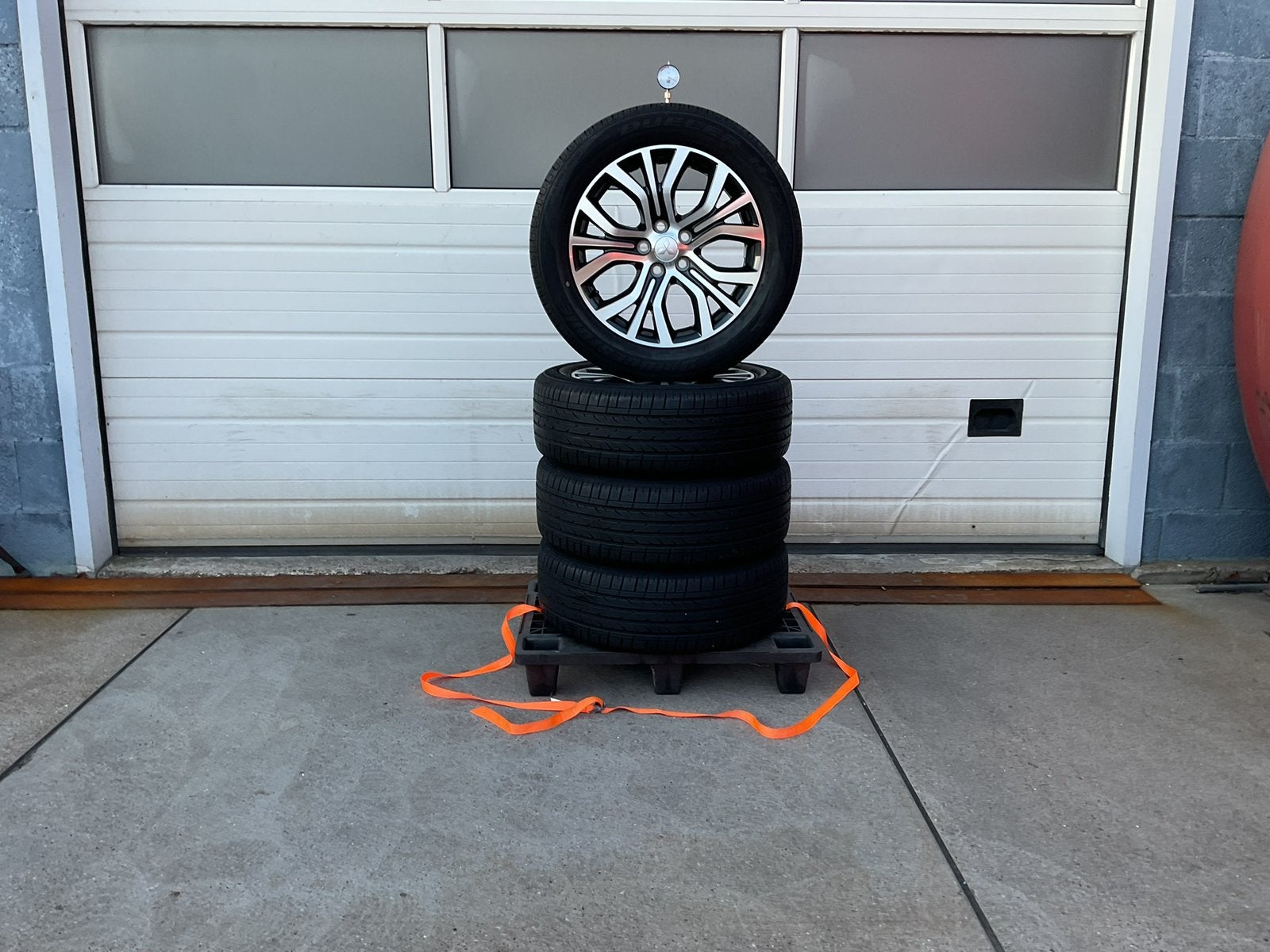 Mitsubishi - ASX Outlander  Zomerset  225 - 55 - 18., Ophalen, 18 inch, Gebruikt, Banden en Velgen
