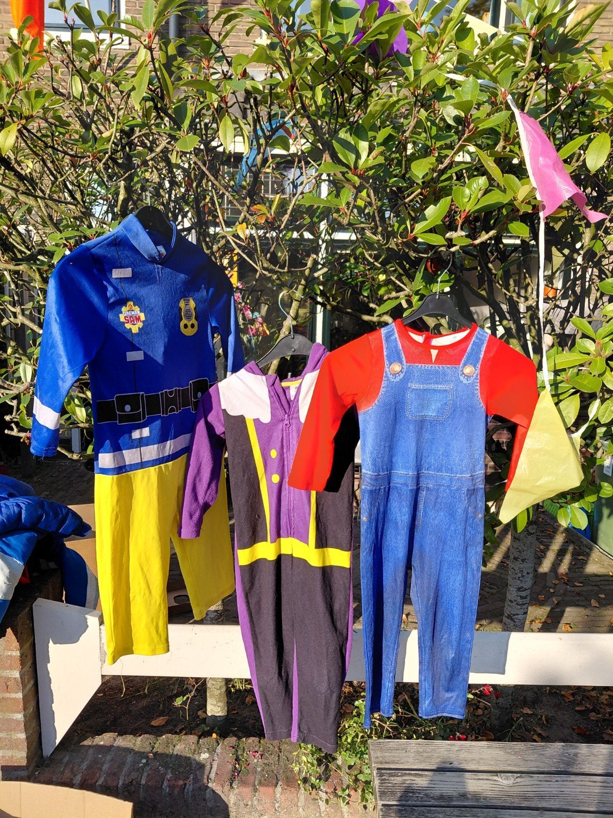 Carnavalskleding Kinderen: Brandweerman Sam, Piet en Mario, Ophalen, Gebruikt, 122 t/m 128, Jongen of Meisje