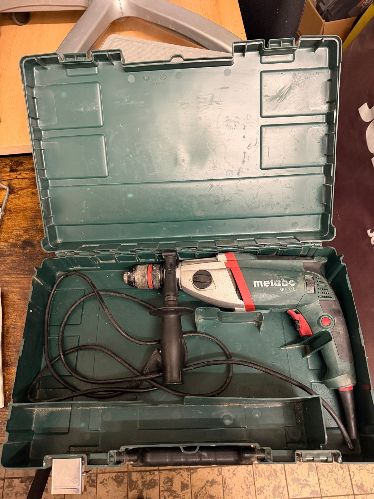 Metabo SBE 710 Klopboormachine, Boormachine, Ophalen of Verzenden, Klopboormechanisme, Gebruikt