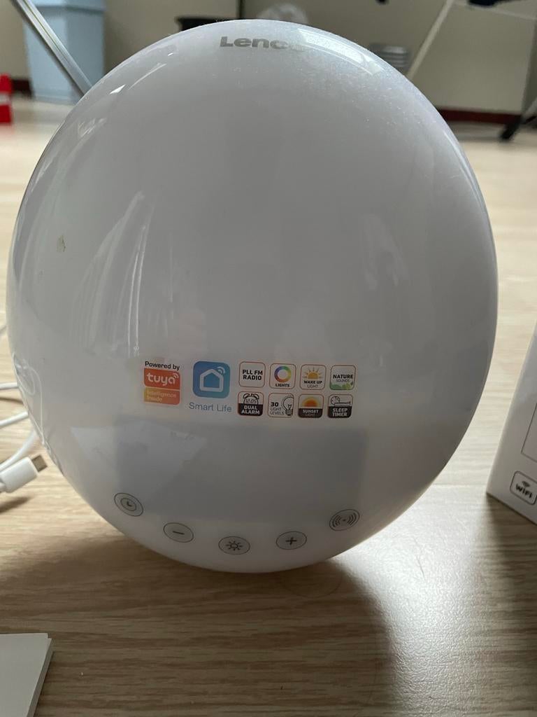 Lenco CRW-110WH Smart Wekker Radio met Wake-up Light, Ophalen of Verzenden, Zo goed als nieuw, Digitaal
