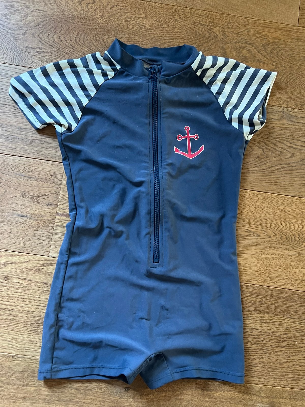 UV-zwempak Playshoes met anker en strepen, maat 122/128, Kinderen en Baby's, Gebruikt, UV-zwemkleding, Jongen of Meisje, Badpak