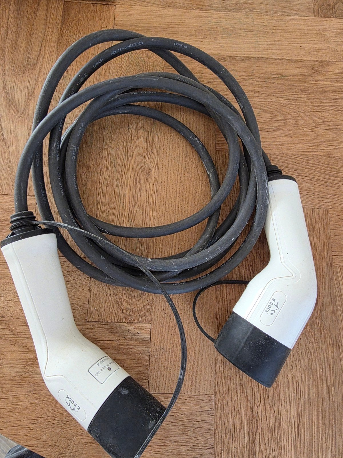 E-ROCK EV Laadkabel Type 2 - 1-Fase 16A (3.7 kW) - In topsta, Ophalen, Zo goed als nieuw, Laadkabel