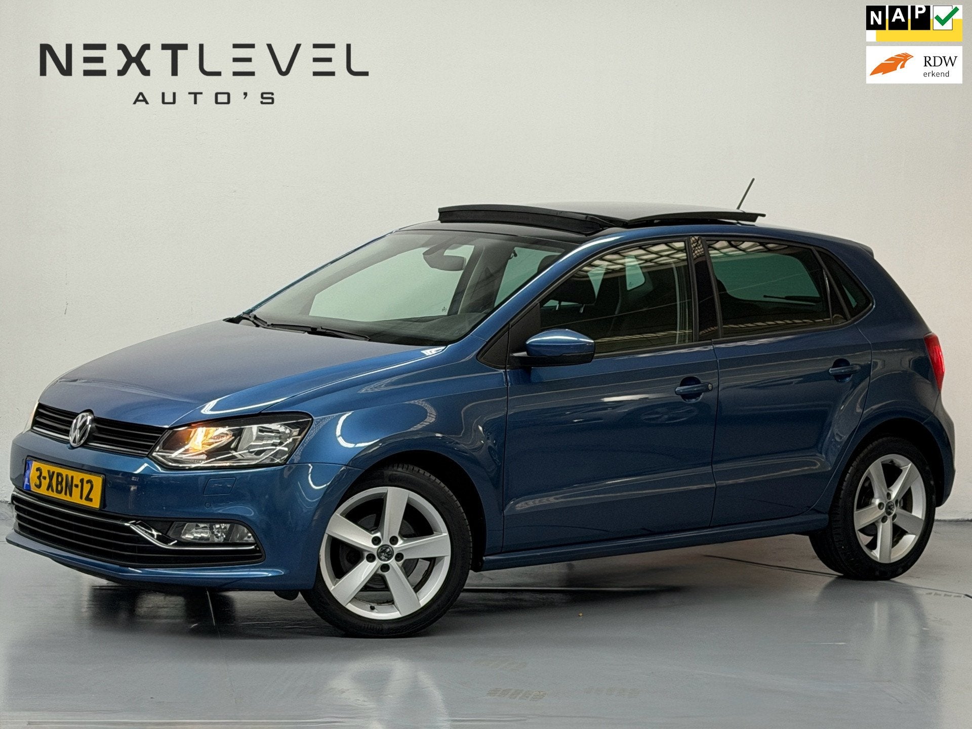 Volkswagen Polo 1.2 TSI Highline DSG PANO Stoelverwarming Cr, Dealer onderhouden, Stof, Origineel Nederlands, Bedrijf