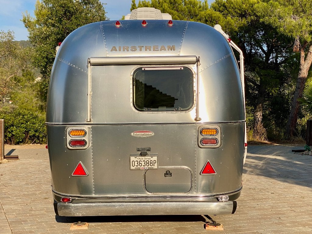 Foto 16 van Airstream International Ocean Breeze Bambi 19C