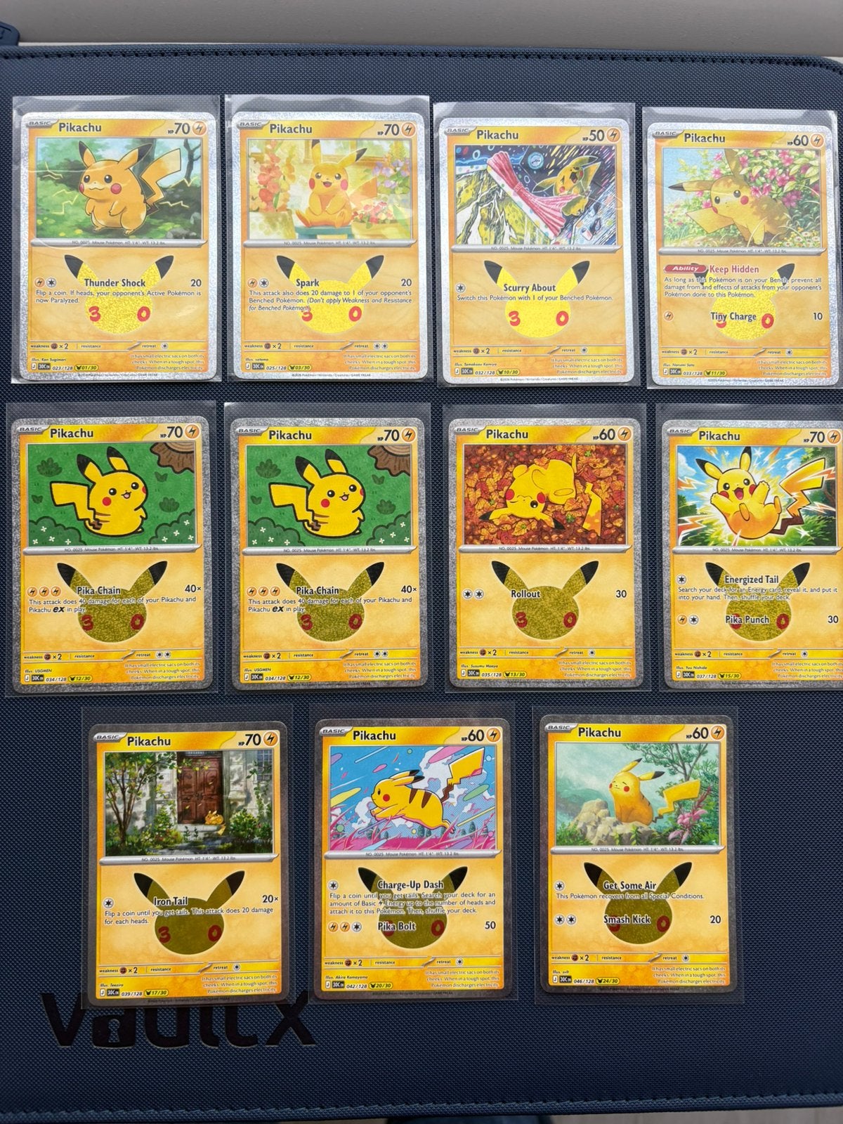 Pokémon 30th Celebration - Engelse kaarten / Pikachu bundel, Hobby en Vrije tijd, Ophalen of Verzenden, Nieuw, Meerdere kaarten