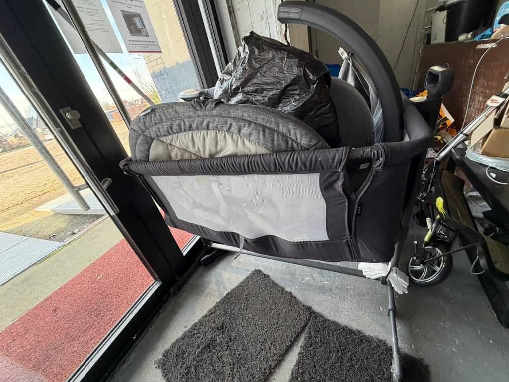 Handige Co-sleeper voor veilige nachten, Kinderen en Baby's, Babywiegjes en Ledikanten, Ophalen, Gebruikt, Wieg