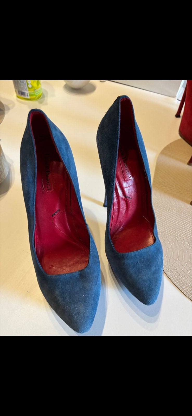 Cesare Paciotti blue suede platform pumps, Blauw, Overige typen, Ophalen of Verzenden, Gedragen