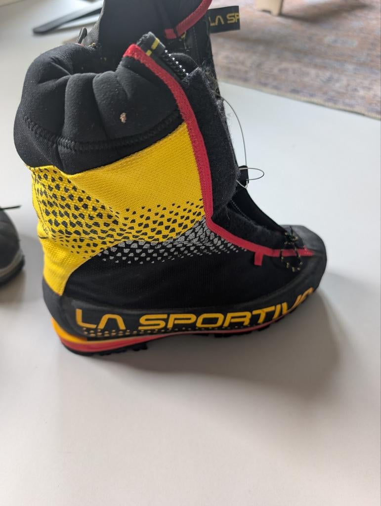 La Sportiva G2 SM Bergschoenen Maat 44.5, Sport en Fitness, Bergsport en Wandelen, Ophalen, Zo goed als nieuw, Schoenen