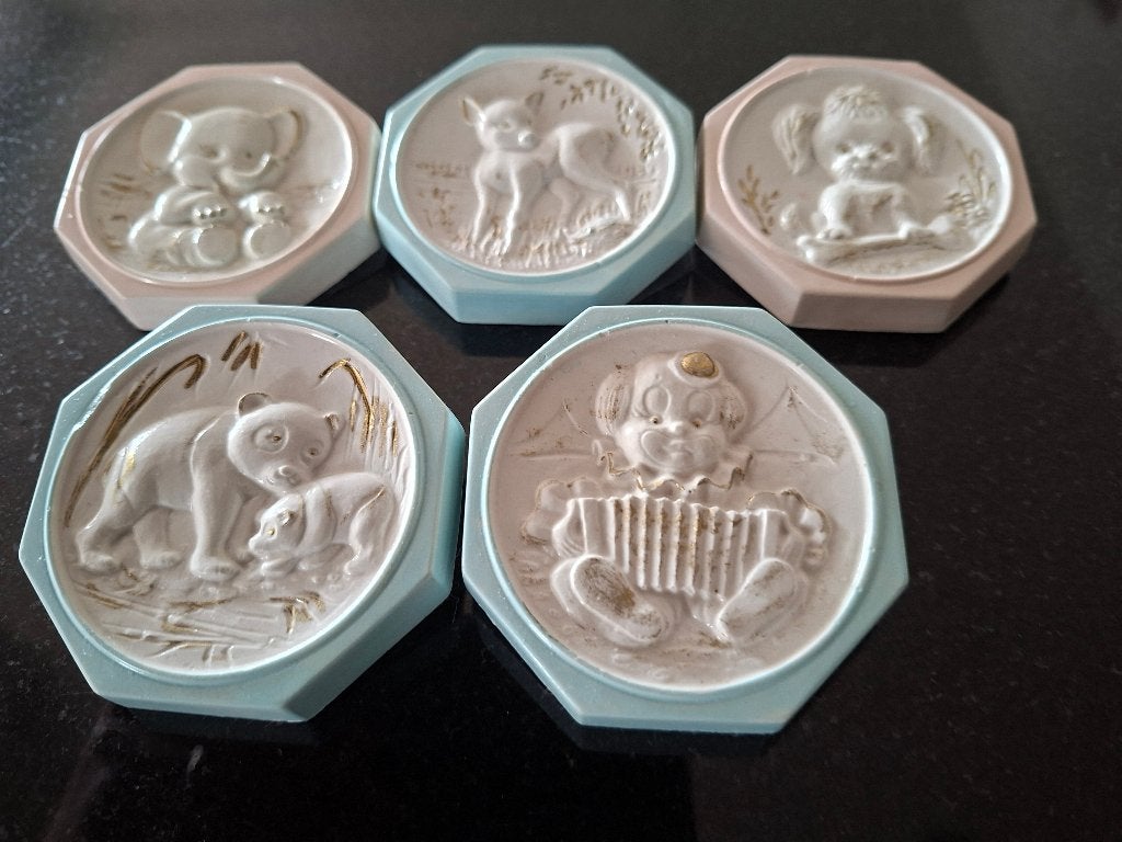 Handgemaakte kleine gipskadertjes 9 stuks (brocante), Ophalen of Verzenden, Nieuw