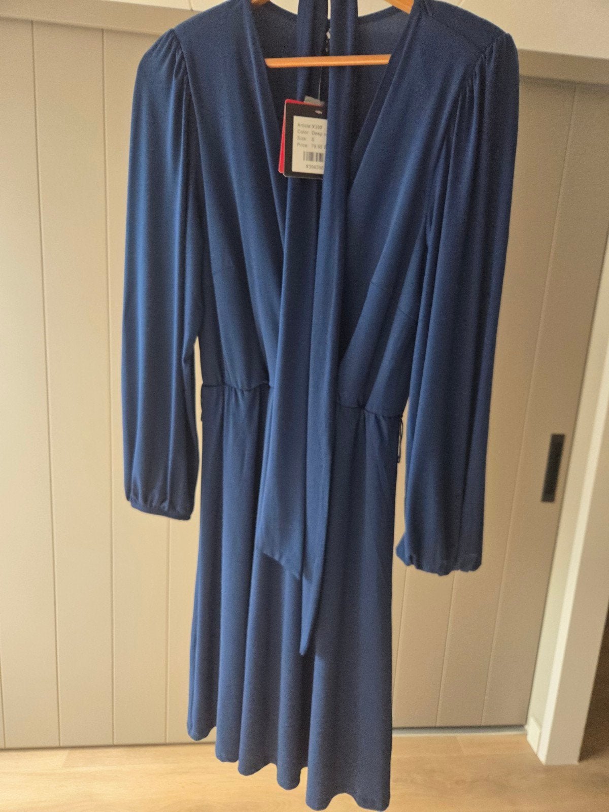 k design jurk, Kleding | Dames, Jurken, Ophalen of Verzenden, Zo goed als nieuw, Maat 38/40 (M), Boven de knie