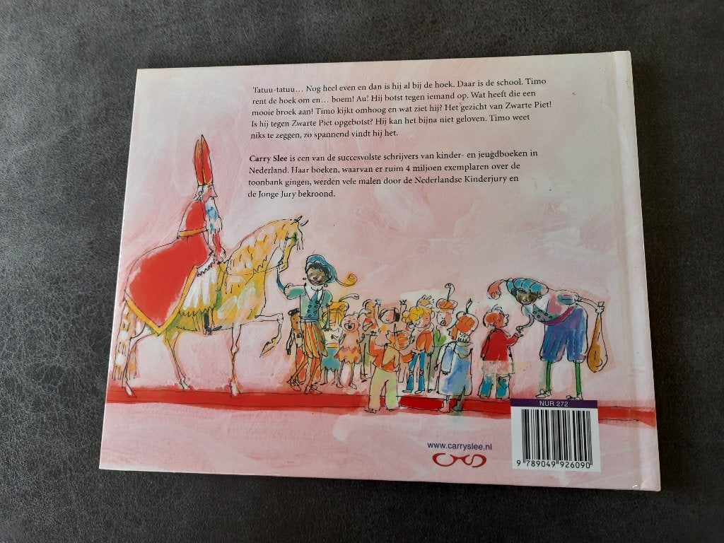 Carry Slee - Botsing met Zwarte Piet, Ophalen of Verzenden, Nieuw, Carry Slee, Fictie algemeen
