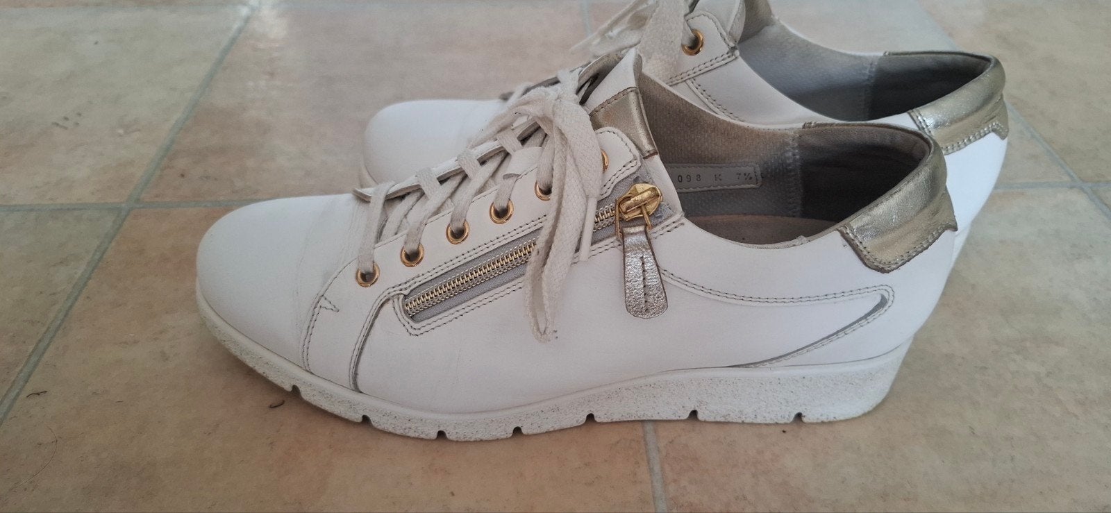 Durea damesschoen 7,5 K (maat 41 W K), Ophalen of Verzenden, Gedragen, Sneakers of Gympen