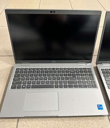 Partij laptops 50x Dell Latitude 5520, Computers en Software, Windows Laptops, Niet ingevuld, Refurbished, Niet ingevuld, Niet ingevuld