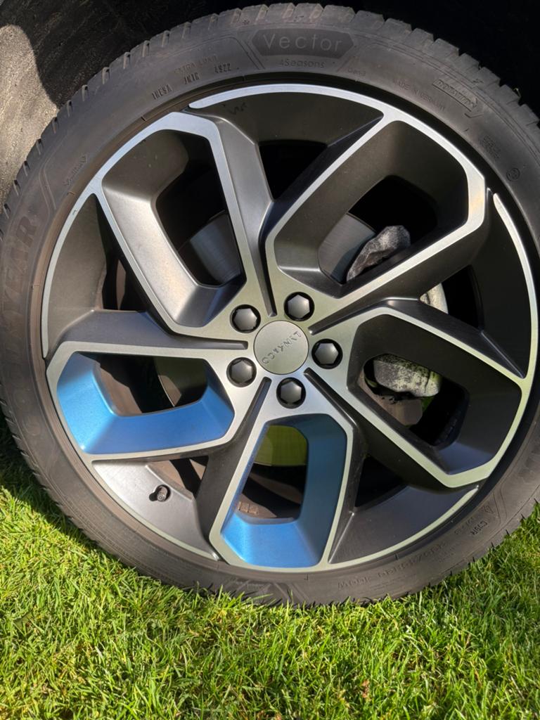 4 originele Lynk & Co 01 velgen ZONDER banden., Ophalen, 20 inch, All Season, Velg(en)