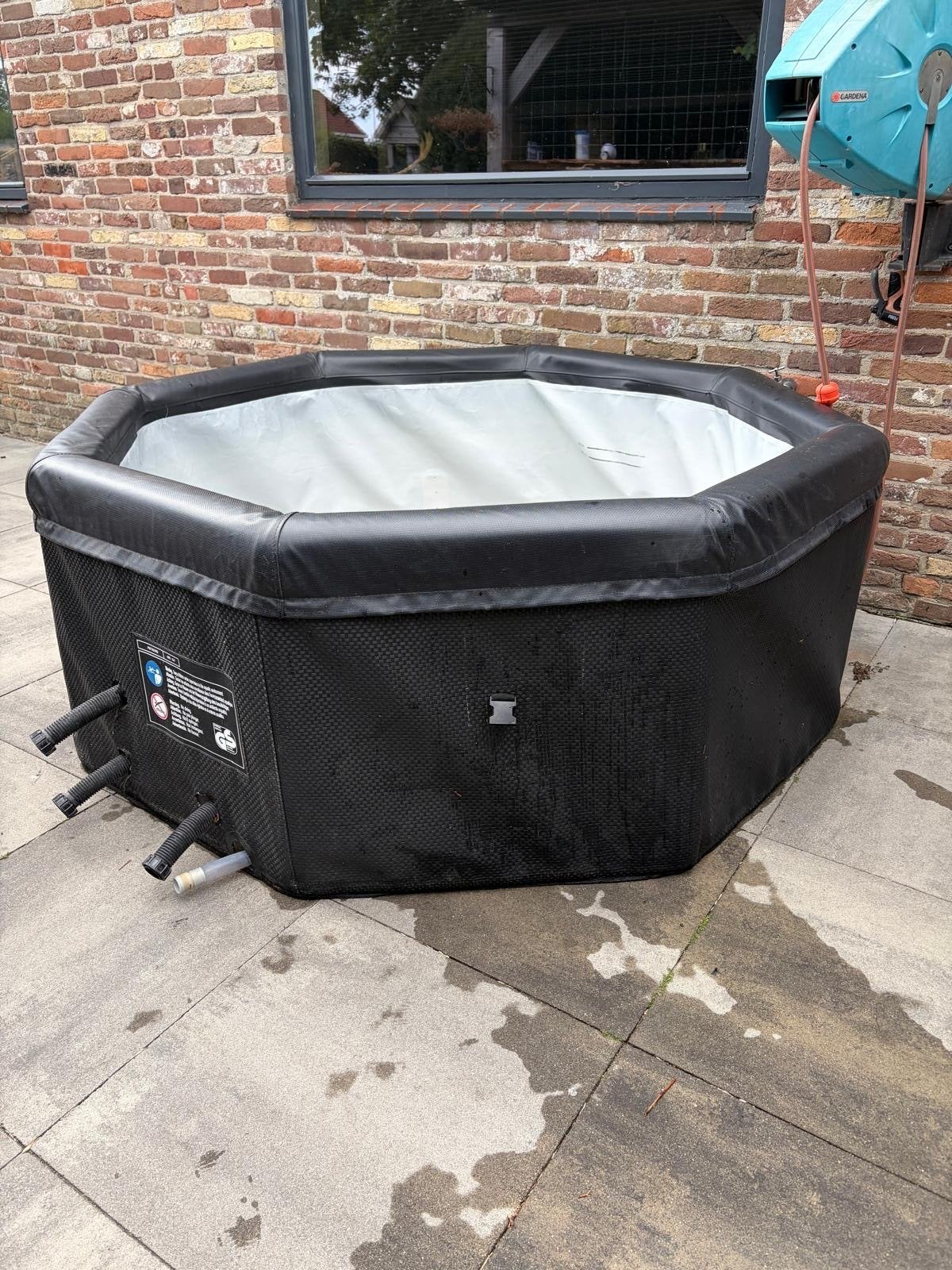 Onderdelen Netspa Octopus 6-persoons spa (excl. pomp), Tuin en Terras, Ophalen, Gebruikt, Afdekzeil, Vast