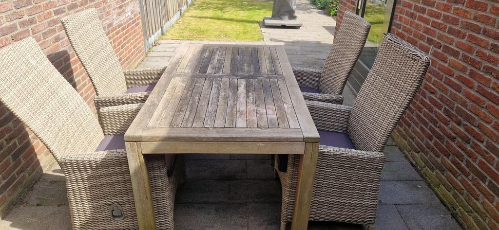 Tuintafel en 4 tuinstoelen Bois le duc met kussens, Tuin en Terras, Tuinsets en Loungesets, Gebruikt, Tuinset, 4 zitplaatsen, Eettafel