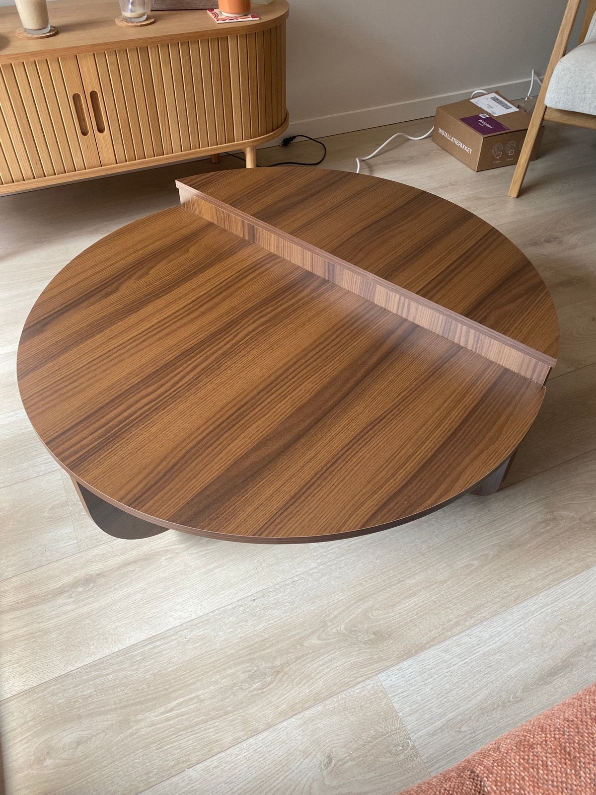Salontafel bruin, Huis en Inrichting, Tafels | Salontafels, Ophalen, Zo goed als nieuw, Rond, 50 tot 100 cm