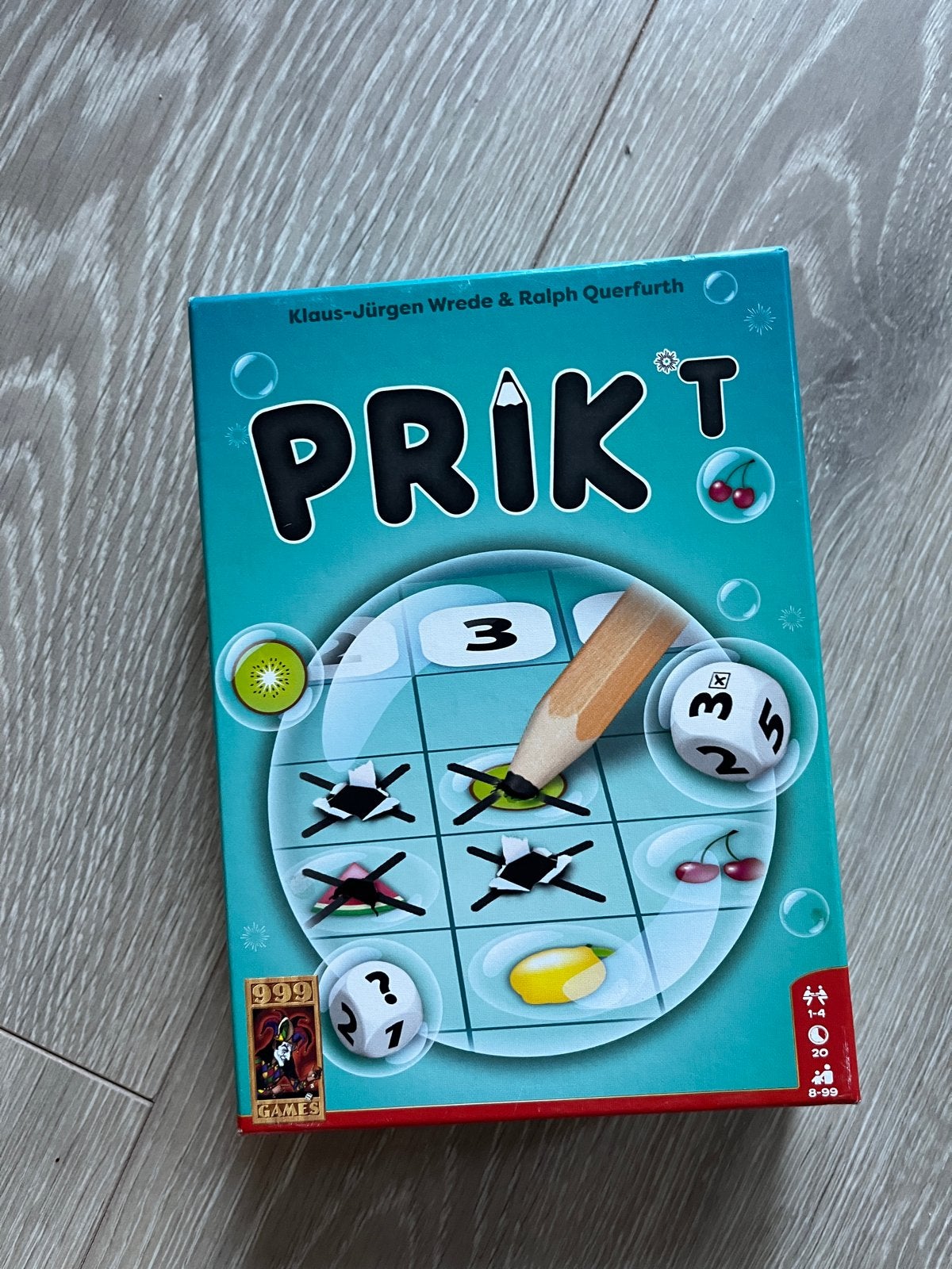 PRIK T dobbelspel van 999 Games, Een of twee spelers, Ophalen of Verzenden, Zo goed als nieuw