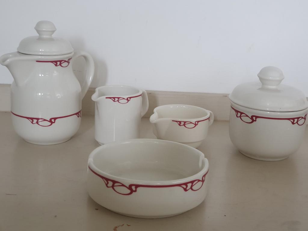 Vintage, art deco Villeroy & Boch servies., Antiek en Kunst, Ophalen of Verzenden