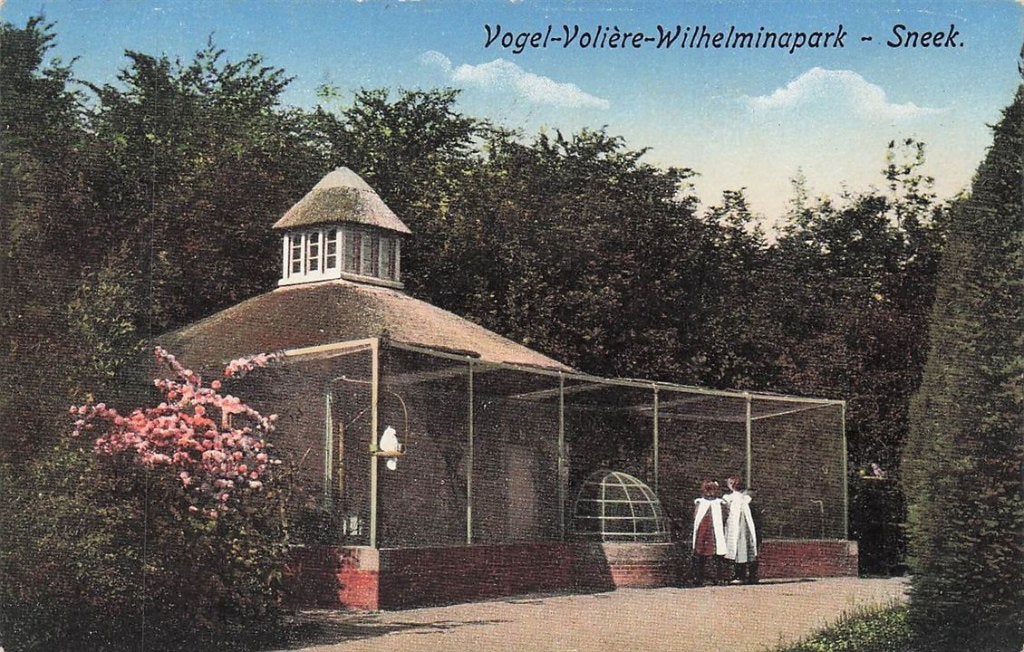 703-437-007 Vogel-Voliere-Wilhelminapark Sneek, Ophalen of Verzenden, Voor 1920, Friesland