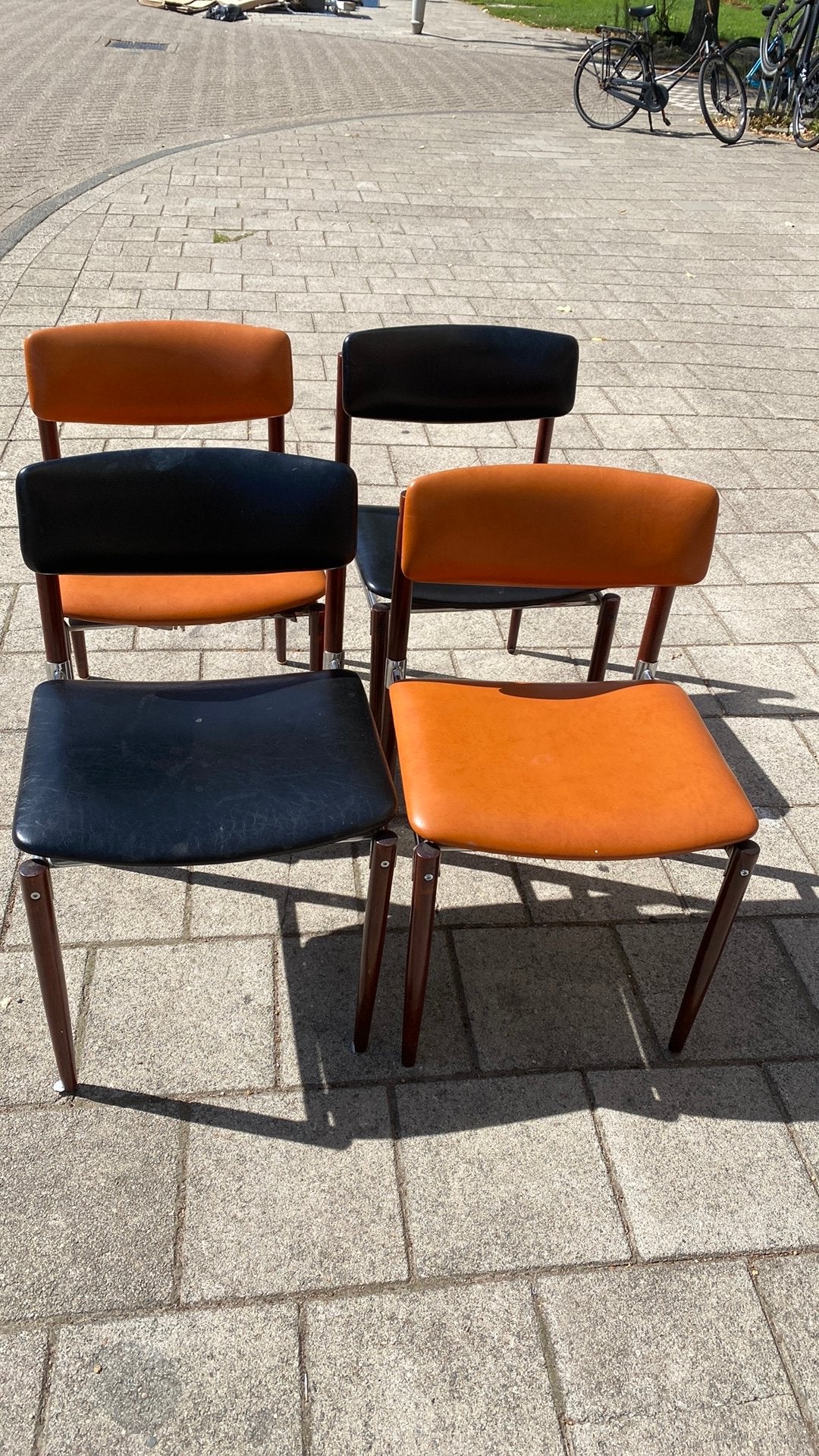 THERECA DESIGN CHAIRS X 4, Huis en Inrichting, Stoelen, Ophalen, Gebruikt, Hout, Zwart