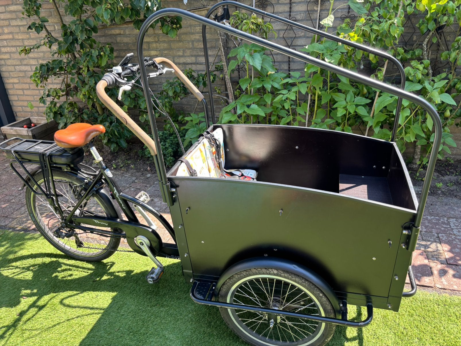Elektrische bakfiets troy, Fietsen en Brommers, Fietsen | Bakfietsen, Ophalen of Verzenden, Zo goed als nieuw, 4 kinderen of meer