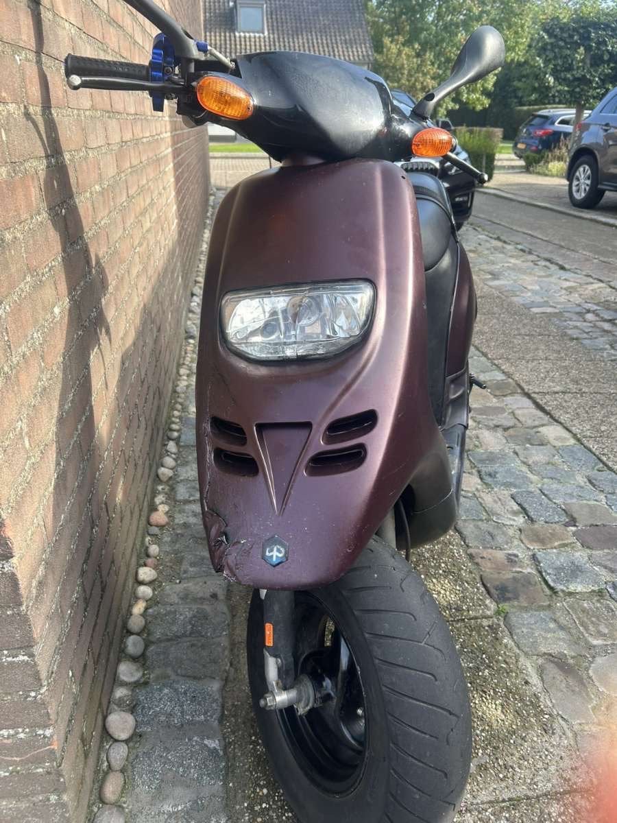 Piaggio Typhoon, Ophalen, Zo goed als nieuw, Tweetakt, Piaggio
