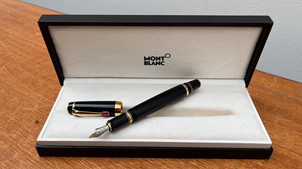 Montblanc vulpen 4810 14k 585, Verzamelen, Ophalen, Met doosje, Zo goed als nieuw, Vulpen