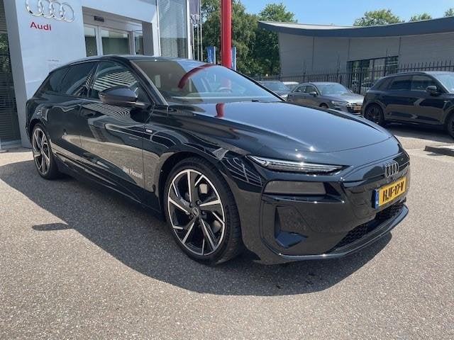Audi A6 Avant e-tron S edition 83 kWh 286 PK l Park assist p, Auto's, Audi, Automaat, 12 maanden, Achterwielaandrijving, Zwart