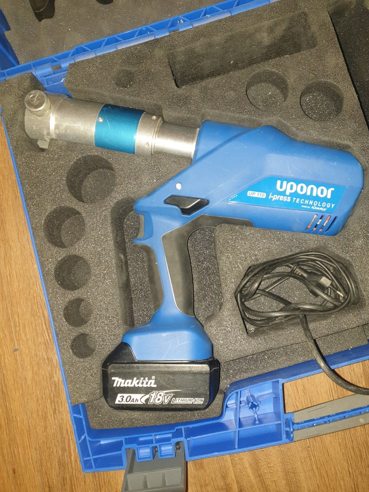 Uponor S-Press UP110 Accu Perstang – Complete Persset 16/20/, Doe-het-zelf en Verbouw, Ophalen, Zo goed als nieuw