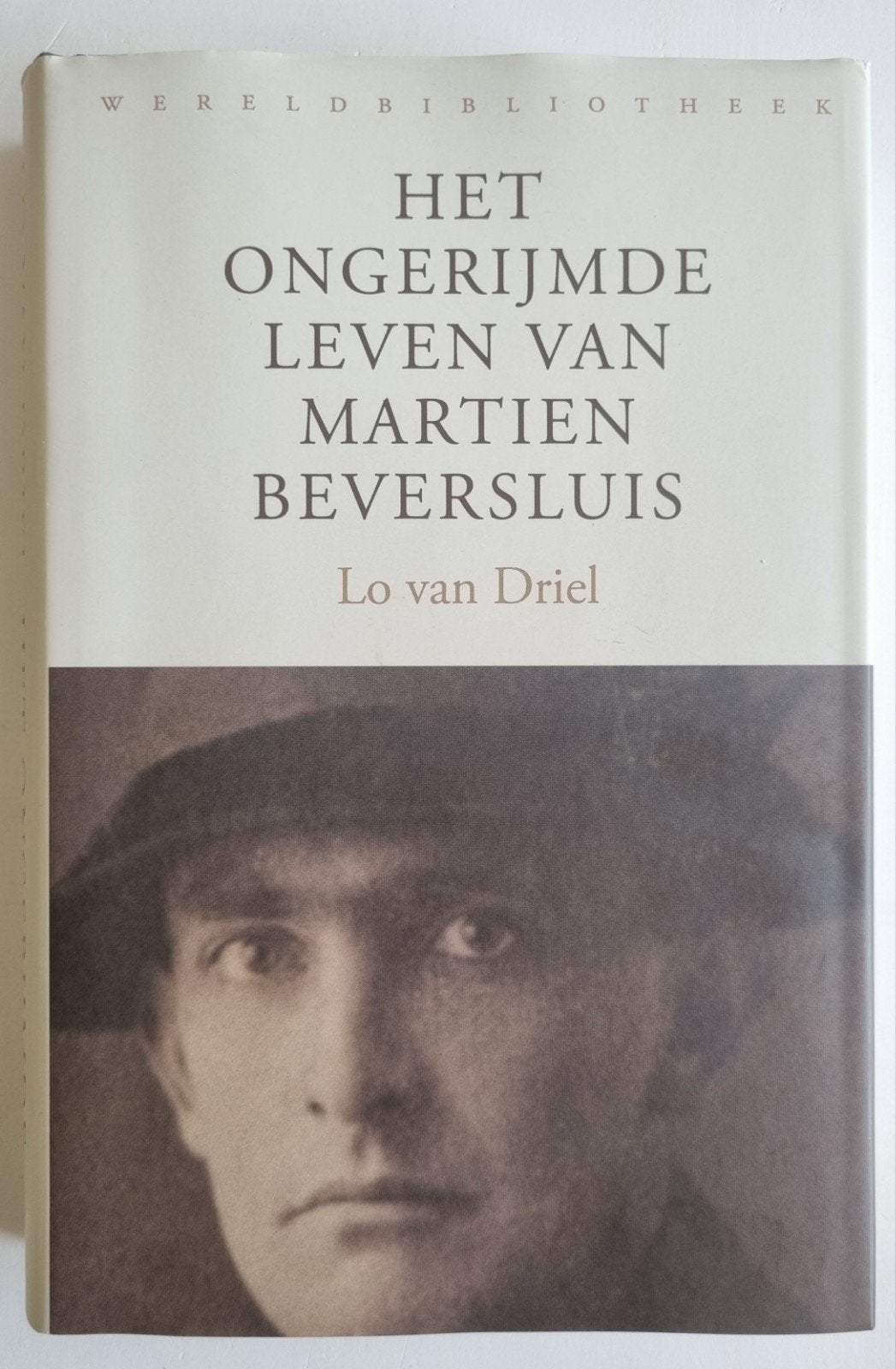 Het ongerijmde leven van Martien Beversluis (1894-1966), Ophalen of Verzenden, Zo goed als nieuw, Lo Van Driel, Sport