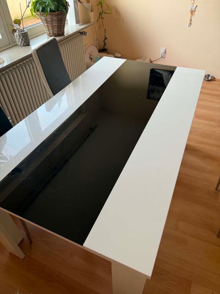 Eettafel Hoogglans Wit/Zwart, Huis en Inrichting, Tafels | Eettafels, Ophalen, Gebruikt, 50 tot 100 cm, 150 tot 200 cm