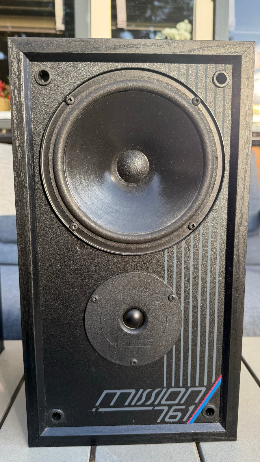 Mission 761 speakerset