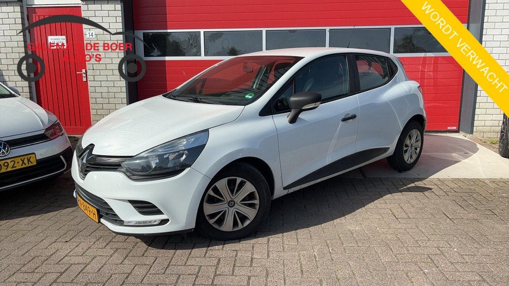 Renault Clio 0.9 TCe Life DEALER OH / AIRCO / ELEK RAMEN / C, Auto's, Renault, Voorwielaandrijving, 898 cc, Stof, Gebruikt