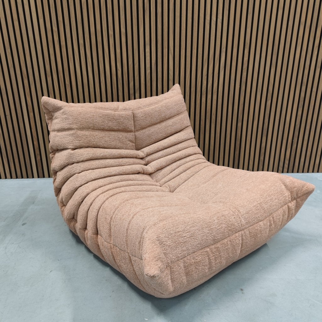 Ligne Roset Togo Fireside Chair eenzits | Pink Woolblend, Niet ingevuld, Niet ingevuld, Zo goed als nieuw, Stof