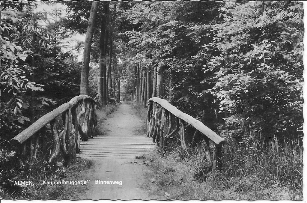 Ansichtkaart Almen 'Knuppelbruggetje' Binnenweg, Ophalen of Verzenden, 1960 tot 1980, Gelopen, Gelderland