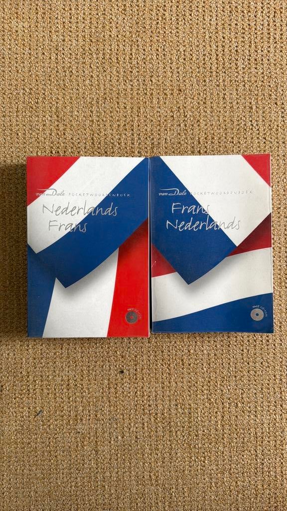 Woordenboeken Nl-Fr en Fr-Nl, Boeken, Woordenboeken, Ophalen of Verzenden, Zo goed als nieuw, Van Dale, Frans