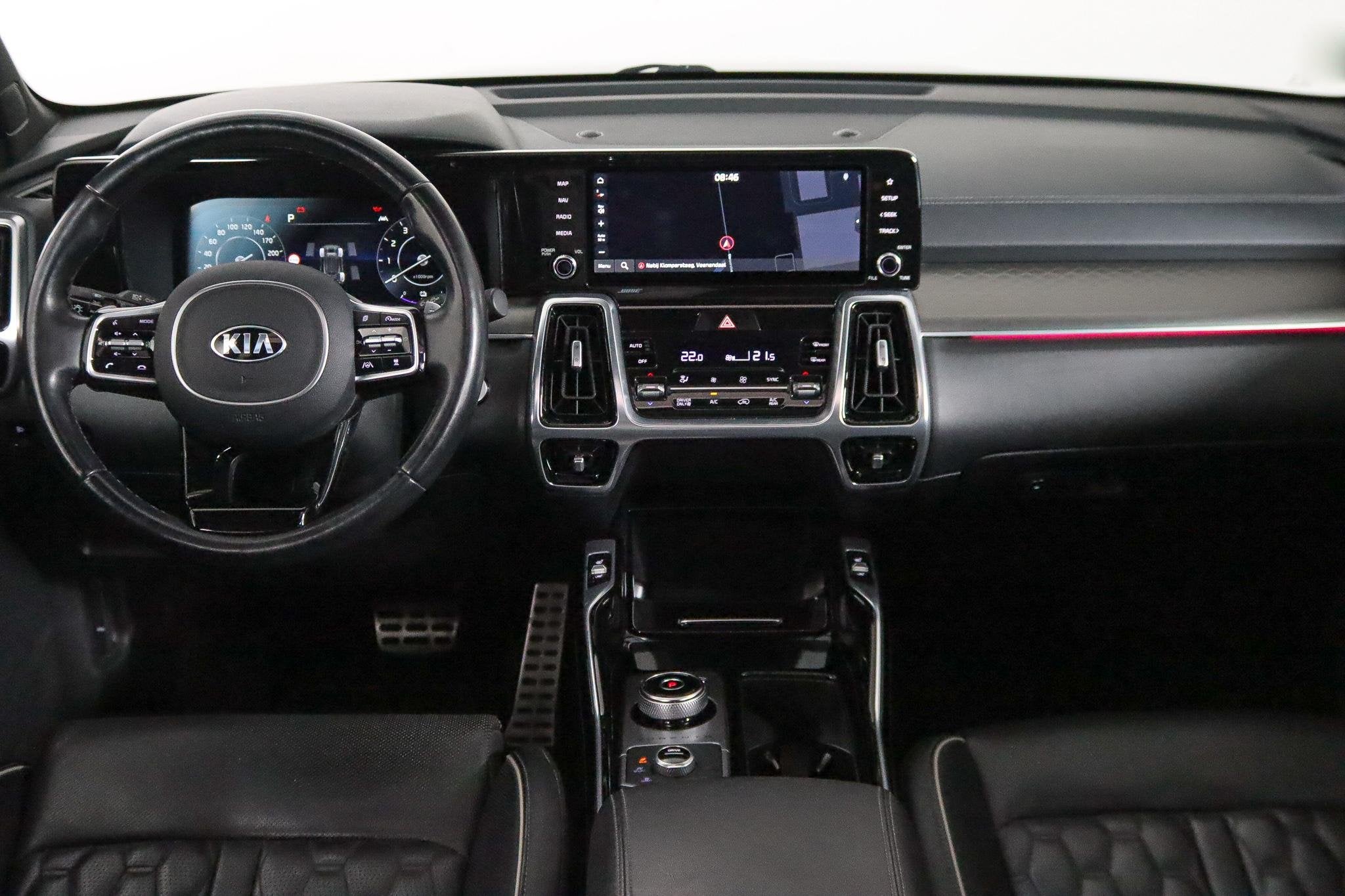 Kia Sorento 1.6 T-GDI PHEV 4WD ExecutiveLine 7-Persoons Pano, Automaat, 14 kWh, Gebruikt, 4 cilinders