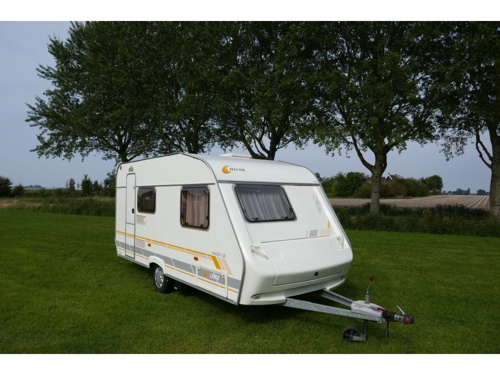 Delta Euroliner 4400 LB Zeer nette caravan, Schokbreker, Bedrijf, Treinzit, 750 - 1000 kg