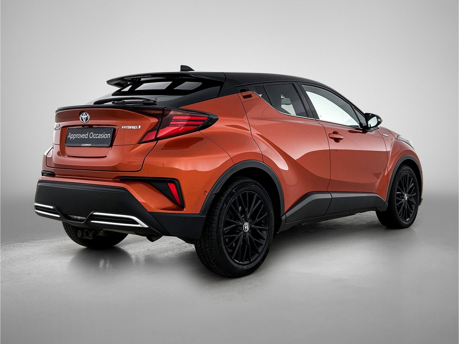 Toyota C-HR 2.0 Hybrid Launch Edition | Dealeronderhouden |, Auto's, Gebruikt, Leder, Bedrijf, Hybride Elektrisch/Benzine