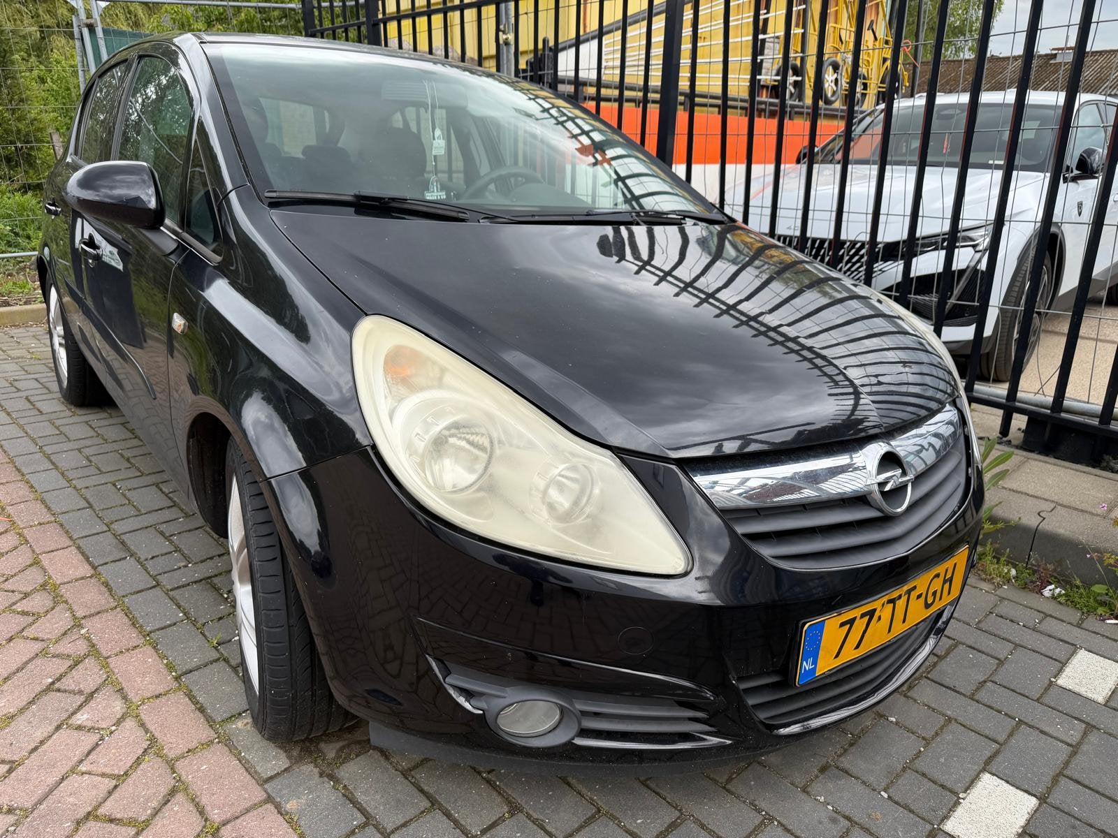 Opel Corsa 1.4 16V 5D 2007 Zwart Motorstoring, Voorwielaandrijving, 1063 kg, 4 cilinders, Origineel Nederlands